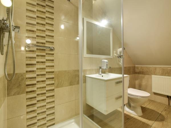 Pensjonat i Restauracja Pod Wietrzną Górą