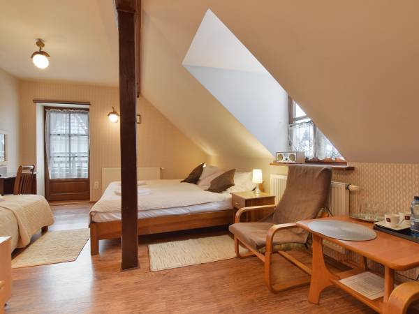 Pensjonat i Restauracja Pod Wietrzną Górą