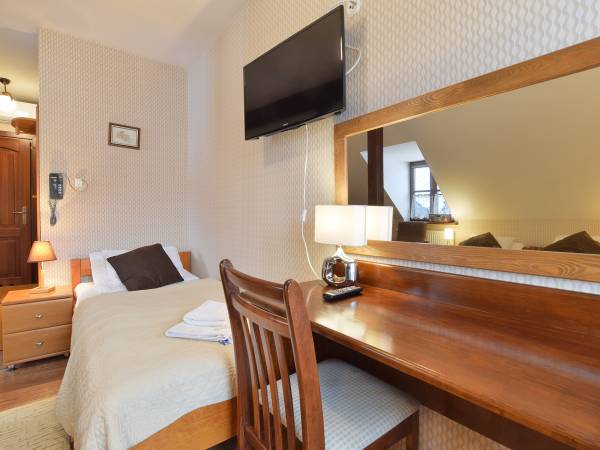 Pensjonat i Restauracja Pod Wietrzną Górą