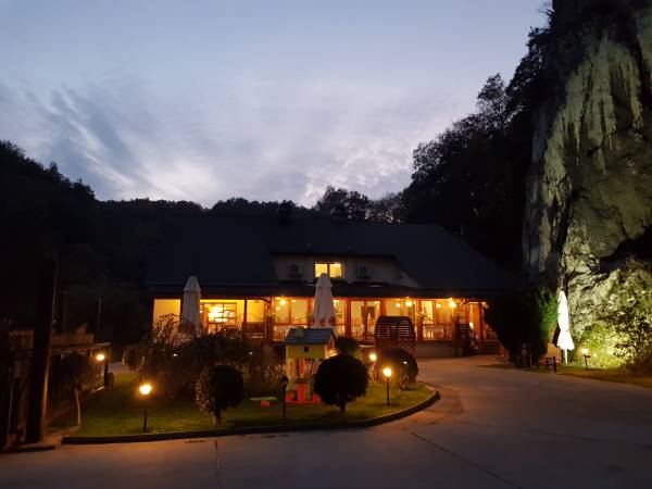 Zajazd Wernyhora - Restauracja & Noclegi