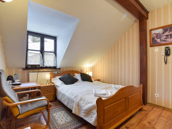 Pensjonat i Restauracja Pod Wietrzną Górą