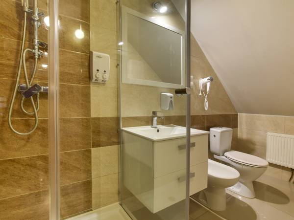 Pensjonat i Restauracja Pod Wietrzną Górą