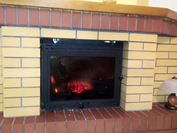 kominek w apartamencie