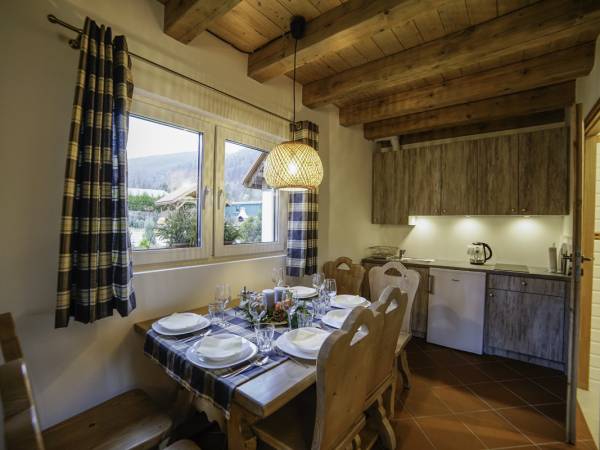 Nowy domek nr 4 pokój dzienny z aneksem kuchennym