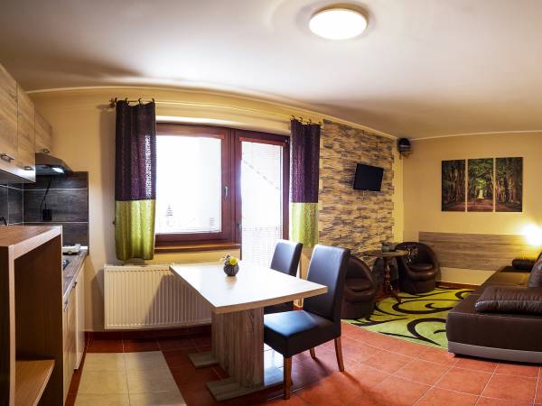 5 luzkowy apartament: relax pokoj