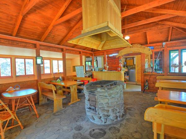 BAR KRYWY POTOK-Krzywe