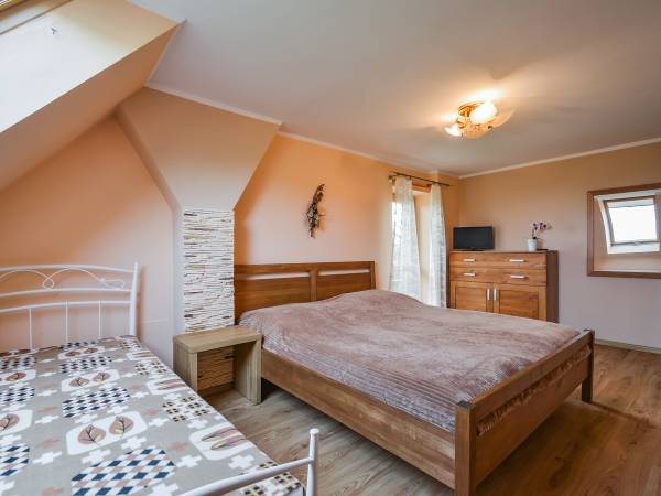 pokoj [2,3 os] z balkonem nr 3