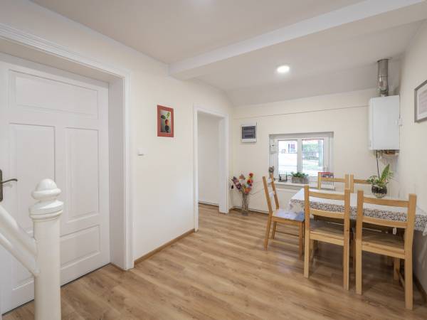 Zamenhofa jadalnia + przedpokój