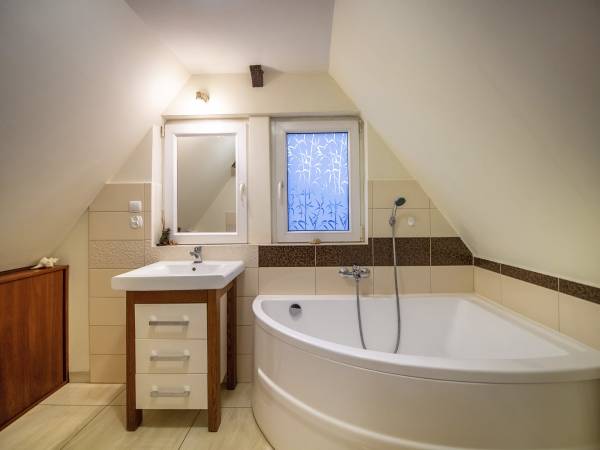 Graniczna poddasze łazienka