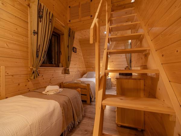 Schodki na antresole