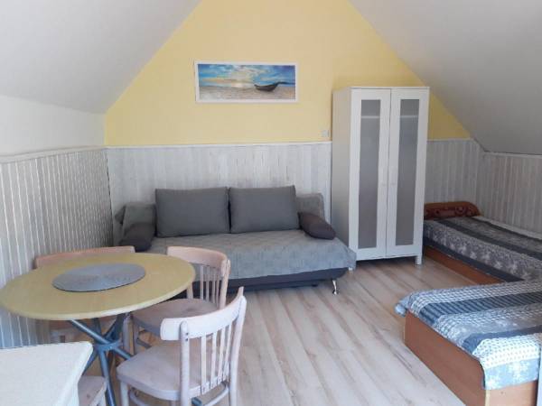 Przy Morzu-domki i pokoje