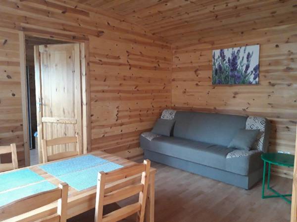 Przy Morzu-domki i pokoje