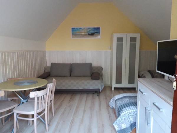 Przy Morzu-domki i pokoje