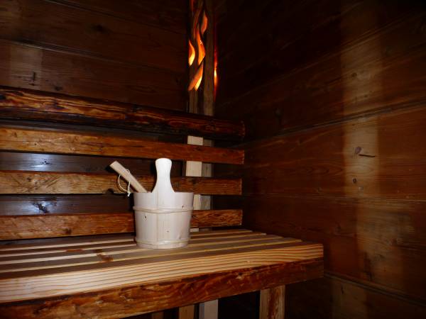 Sauna opalana drewnem