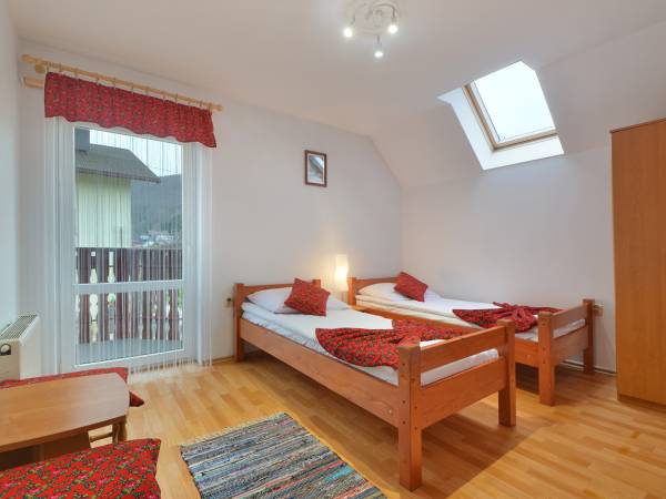 sypialnia 2 osobowa z balkonem