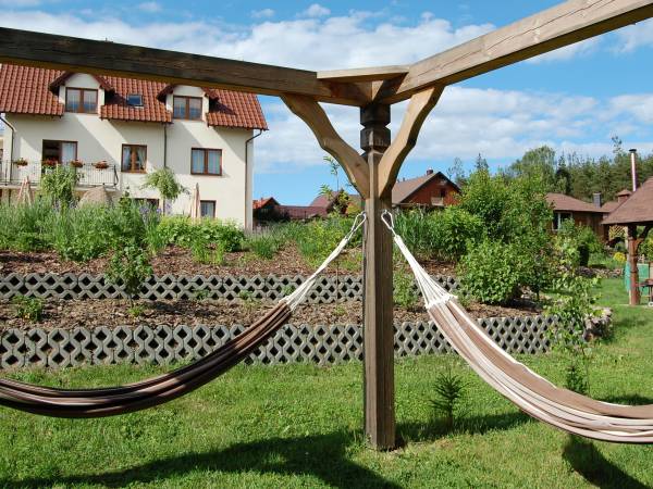 Pokoje i domki przy Leśniczówce