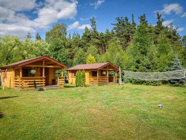 Pokoje i domki przy Leśniczówce