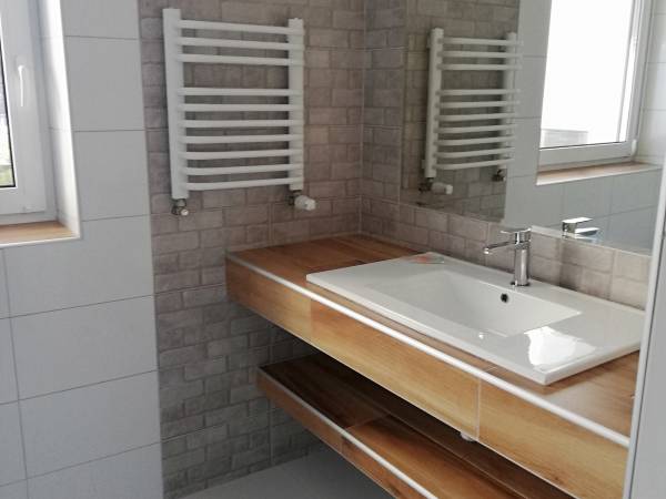 pokój nr 1 łazienka