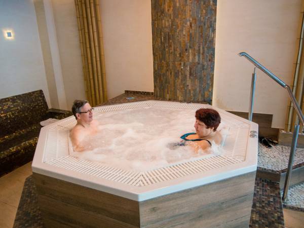 Jacuzzi wewnętrzne