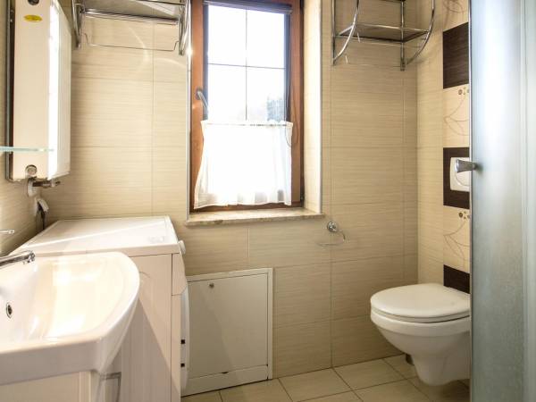 Domy Całoroczne i Letniskowe Spokojna 18