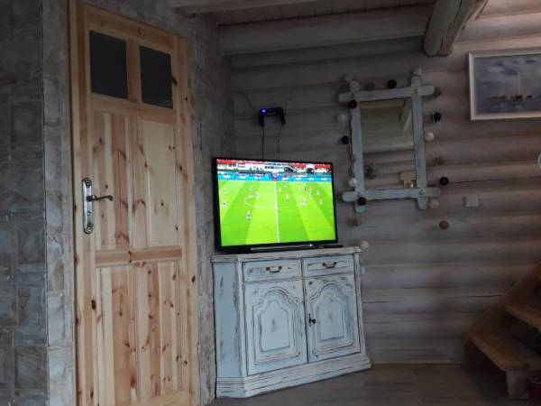 łazienka. telewizor