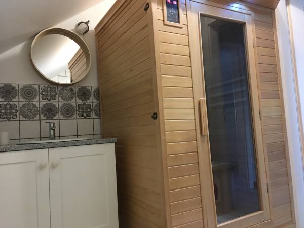 Sauna znajdująca się w domkach