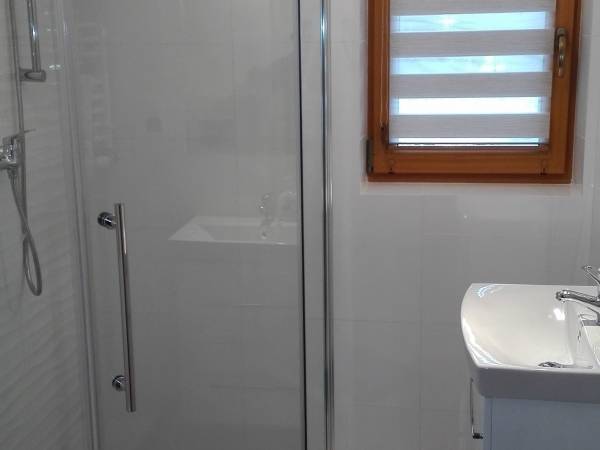 DOMEK CHOCHOŁÓW V, VI