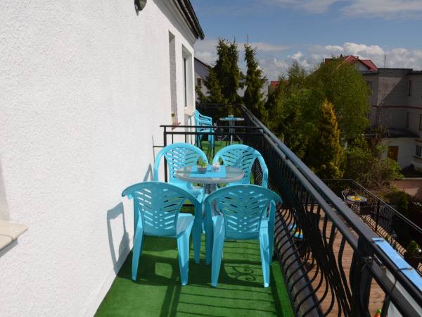 Pokój nr 2- 4 os z aneksem i balkonem