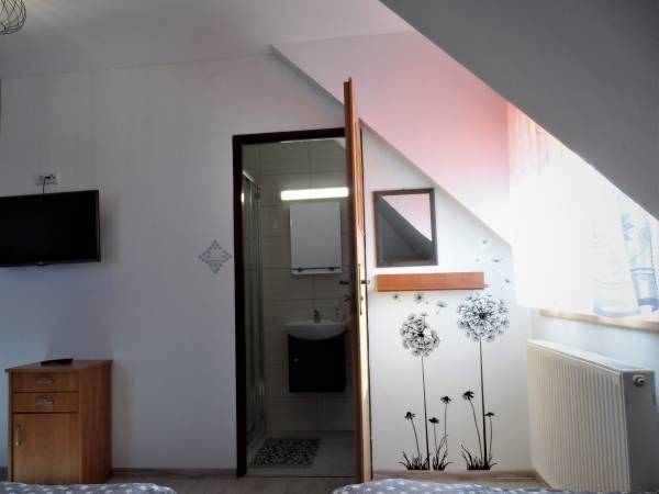 Pokój 3 osob. z łazienką i balkonem