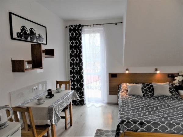 Pokój 3 osobowy z łazienką i balkonem