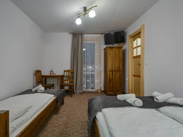 Pokój 3 osobowy z łazienką 