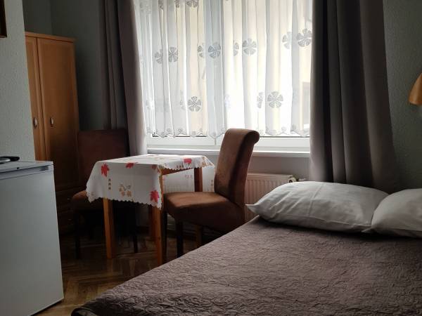 Jaga- pokój 2 osobowy z łazienką