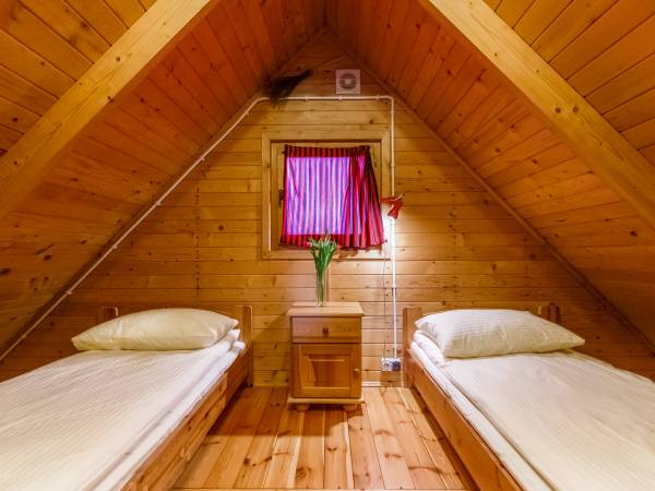 domek piętrowy 6-os., sypialnia z 2 pojedynczymi łóżkami