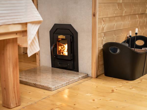 glamping 4-os. (luksusowy namiot) z sauną i kominkiem)