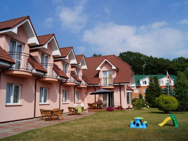 duży teren do zabaw z dziećmi relaksu