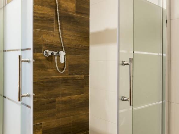 Willa Chwost Pokoje i Apartamenty