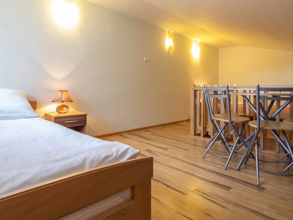 Sypialnia bungalowy 1-8