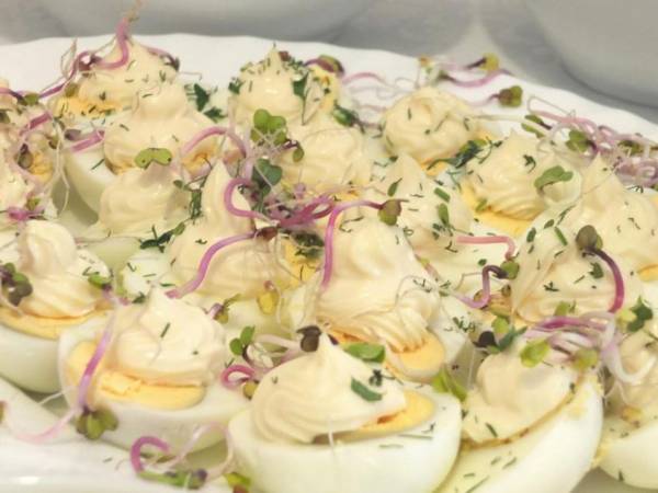 Śniadania - jajka z majonezem