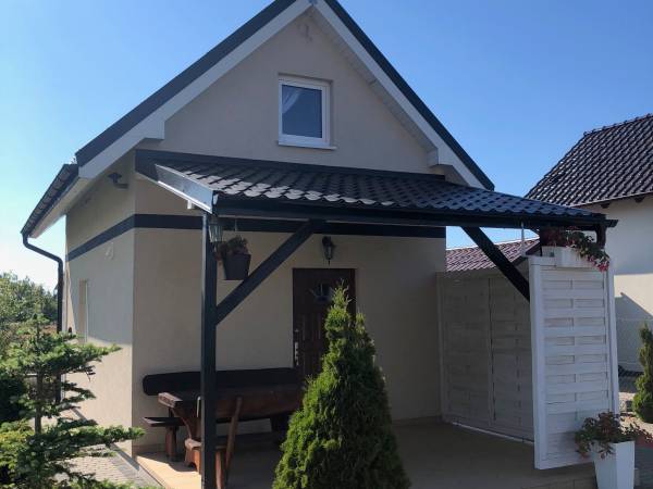 Domek wolnostojący z tarasem dla 4 do 6 osób