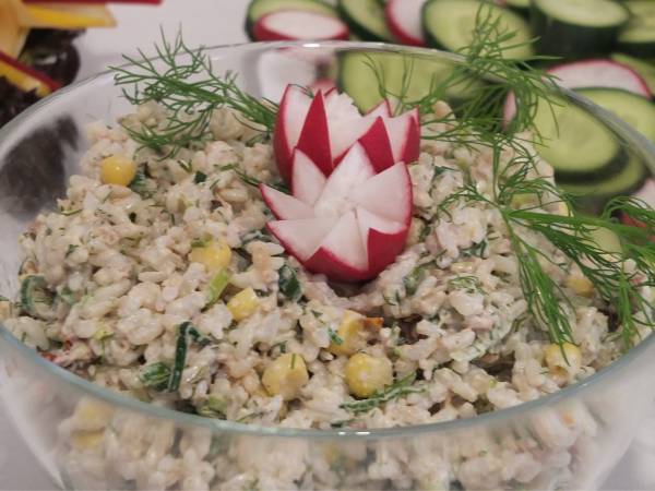 Śniadania - sałatka z tuńczyka