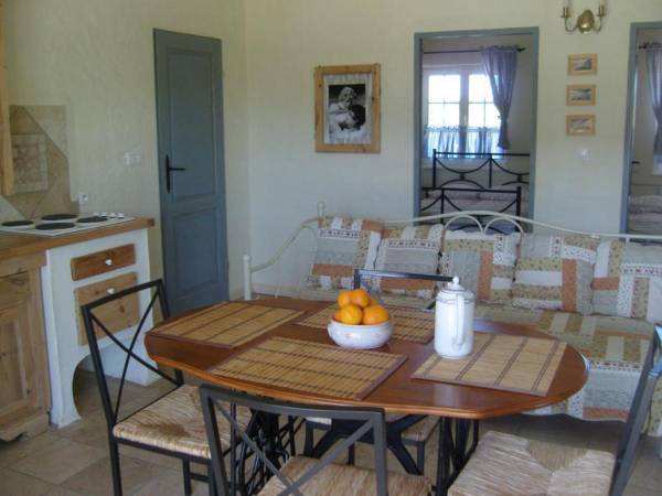 Pod słońcem Dębiny