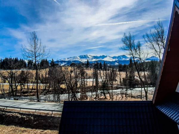 Gałowski Dworek - widok na Tatry