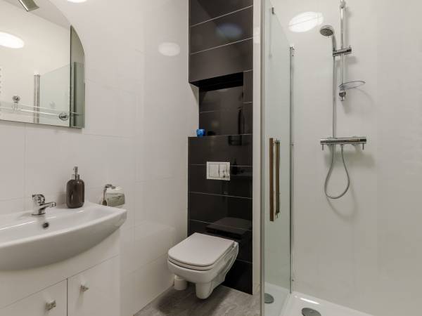 ŁAZIENKI POKÓJ NR1