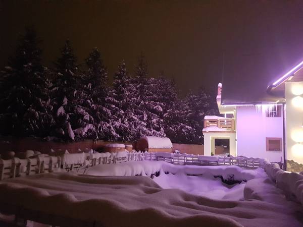 Sauna fińska i ruska bania zimą