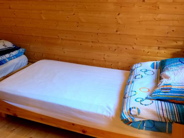 Sypialnia dla 2 osób w domku