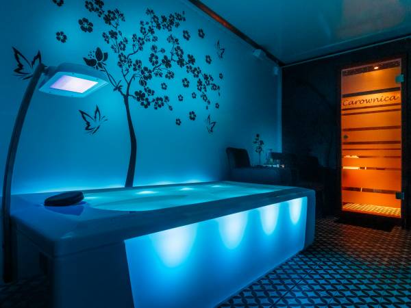 SPA - łóżko do suchego masażu wodnego