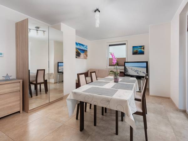 Władysławowo - Apollo