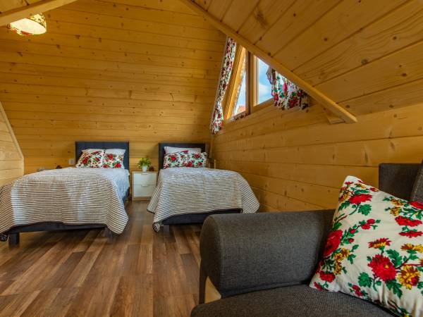 Tybet Biały 4-10 os. poddasze