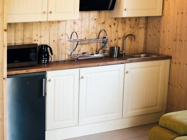 Domki Comfort + comfort wellness zone (sauna- jacuzzi)