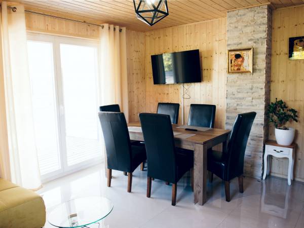 Domki Comfort + comfort wellness zone (sauna- jacuzzi)